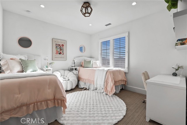 Detail Gallery Image 28 of 73 For 103 Vigna, Irvine,  CA 92602 - 5 Beds | 4/1 Baths