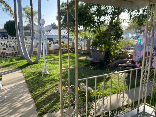 Detail Gallery Image 4 of 19 For 357 Cadbrook, La Puente,  CA 91744 - 3 Beds | 3 Baths