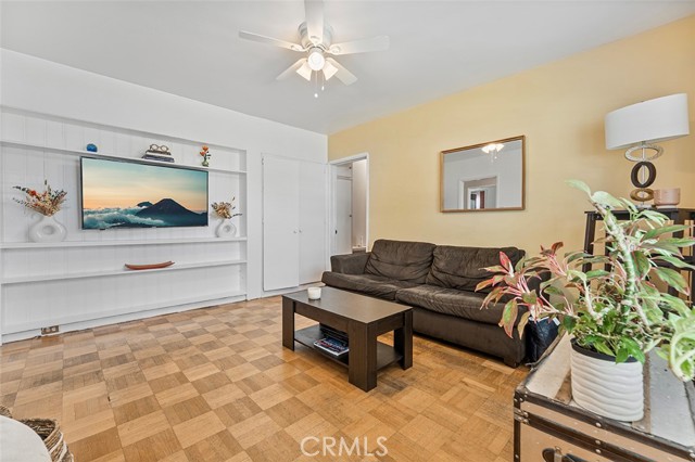 Detail Gallery Image 9 of 31 For 5144 Southridge Ave, Los Angeles,  CA 90043 - 3 Beds | 2/1 Baths