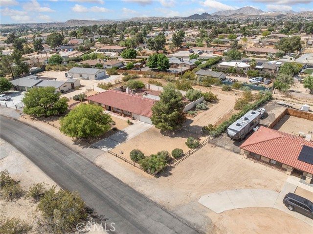 Detail Gallery Image 43 of 43 For 19240 Tonkawan, Apple Valley,  CA 92307 - 3 Beds | 2 Baths