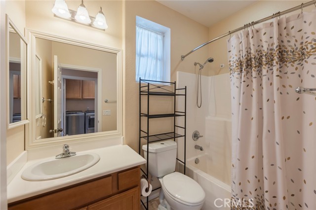 Detail Gallery Image 23 of 40 For 34278 Torrey Pines Court, Lake Elsinore,  CA 92532 - 3 Beds | 2 Baths