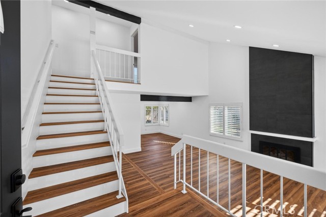 Detail Gallery Image 10 of 41 For 1527 Greenpoint Dr., Corona,  CA 92878 - 4 Beds | 2/1 Baths