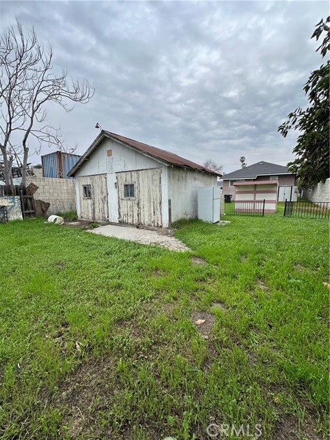 Detail Gallery Image 6 of 7 For 363 W Olive, San Bernardino,  CA 92410 - 2 Beds | 1 Baths