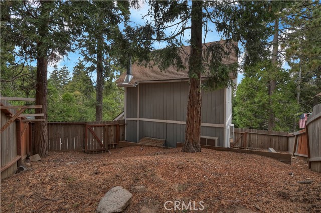 531 Rose Lane, Twin Peaks, CA 92391
