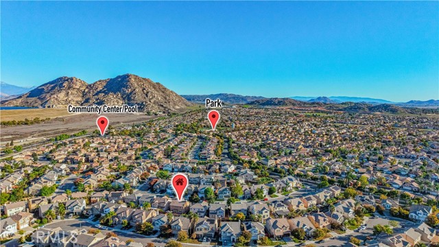 Detail Gallery Image 40 of 44 For 3902 Bluff, Perris,  CA 92571 - 4 Beds | 2/1 Baths