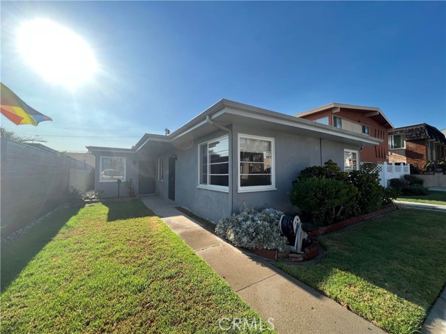 1131 Bennett Ave, Long Beach, CA 90804