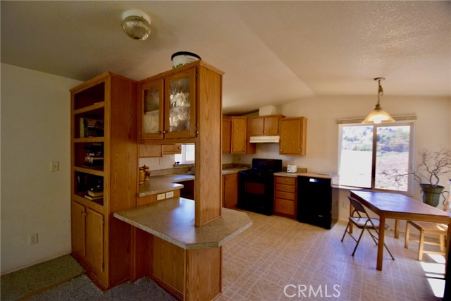 Detail Gallery Image 14 of 41 For 12831 Carp St., Montague,  CA 96064 - 2 Beds | 1 Baths