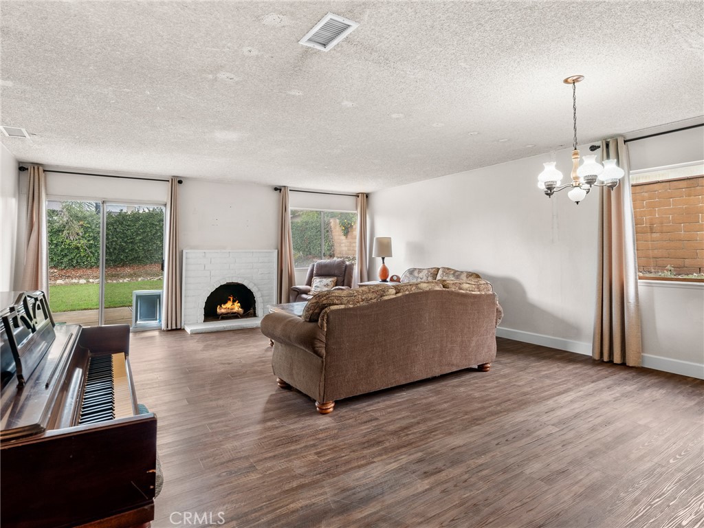 MLS #IG25264034 image #5