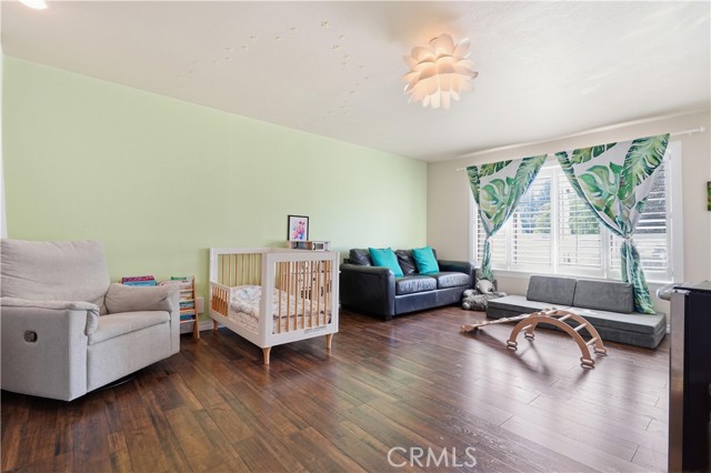 Detail Gallery Image 14 of 40 For 5244 Baza Ave, Woodland Hills,  CA 91364 - 3 Beds | 3 Baths