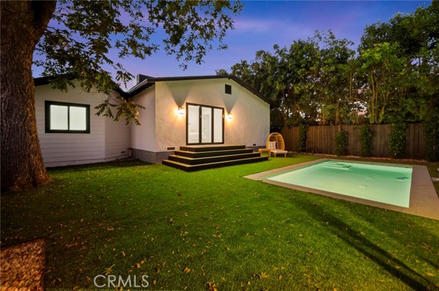 14328 Emelita Street, Sherman Oaks CA: https://media.crmls.org/medias/d62c9c85-7723-4551-b3e5-3e1b959face9.jpg