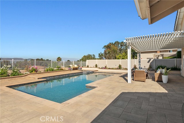 536 S Tumbleweed Road, Anaheim Hills CA: https://media.crmls.org/medias/d62e50ba-4d40-4545-b9db-2013fc8de868.jpg