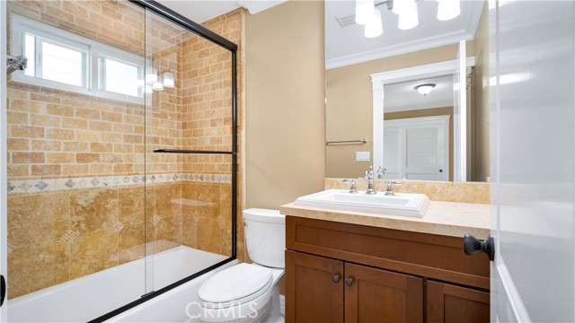 Detail Gallery Image 16 of 30 For 431 Iris Ave, Corona Del Mar,  CA 92625 - 3 Beds | 3 Baths