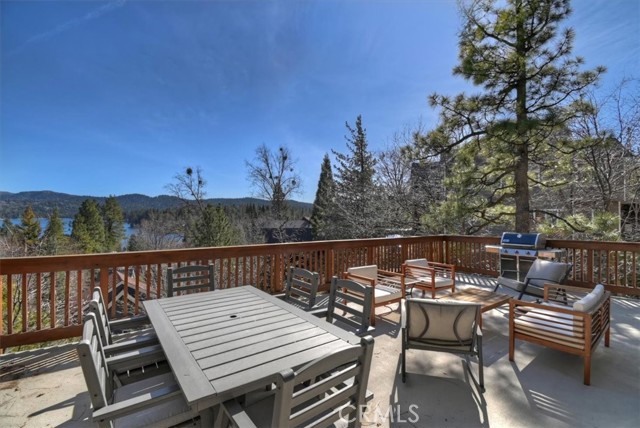 Detail Gallery Image 46 of 58 For 27565 North Bay Rd, Lake Arrowhead,  CA 92352 - 4 Beds | 4 Baths