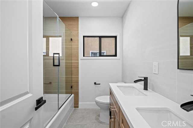 Detail Gallery Image 22 of 33 For 3772 Hackett Ave, Long Beach,  CA 90808 - 3 Beds | 2 Baths