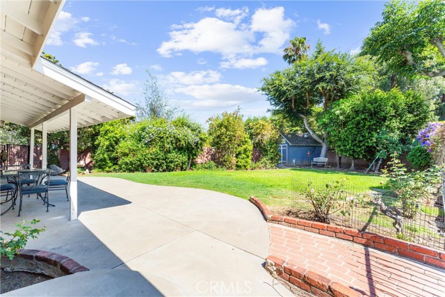 19302 Maynard Way, North Tustin CA: https://media.crmls.org/medias/d63113a0-2baa-470b-9276-2c2bccab81f4.jpg