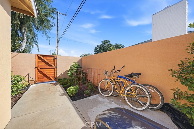 Detail Gallery Image 41 of 46 For 6200 E Fairbrook, Long Beach,  CA 90815 - 3 Beds | 1 Baths