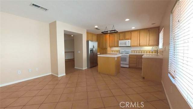 25709 Holiday Circle, Stevenson Ranch CA: https://media.crmls.org/medias/d632091c-1c32-4be7-8ce7-cd87187737f9.jpg