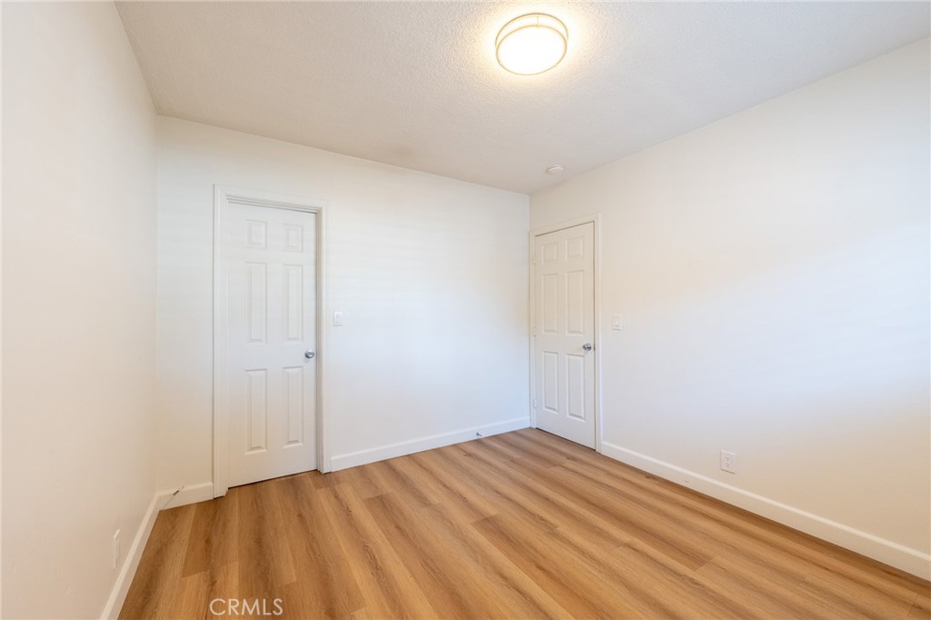 https://media.crmls.org/medias/d63231c7-4c3e-4af3-bd87-0ac83f6dd270.jpg?preset=X-Large