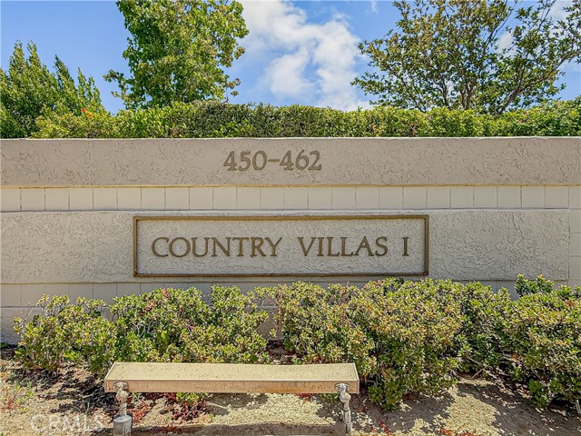 450 Country Club Drive, Simi Valley CA: https://media.crmls.org/medias/d632d655-f862-4c24-bbfc-0afb7e701372.jpg