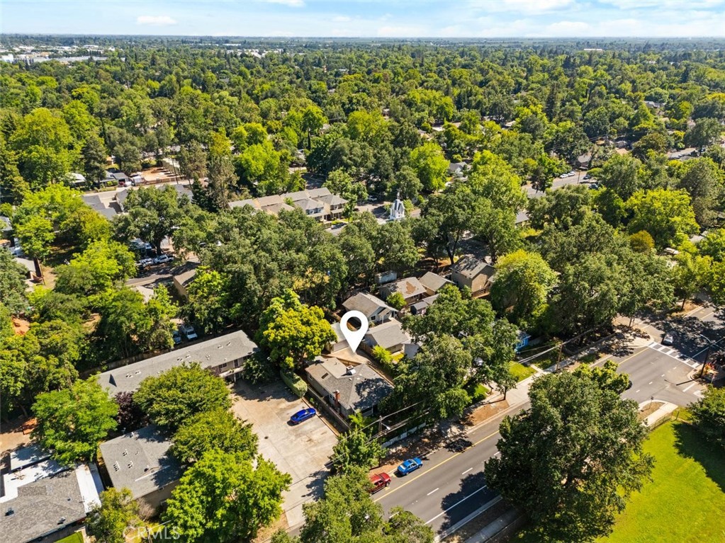 https://media.crmls.org/medias/d6331084-3906-4627-a04a-3b134e612c17.jpg?preset=X-Large