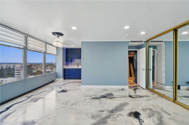 Detail Gallery Image 4 of 36 For 100 Atlantic Ave #1012,  Long Beach,  CA 90802 - 2 Beds | 1 Baths