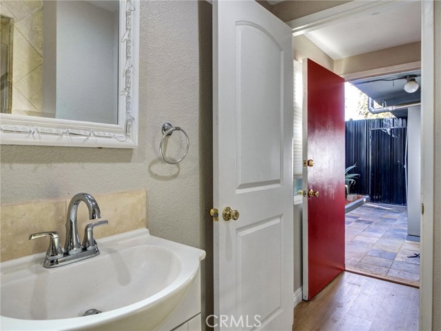Detail Gallery Image 19 of 36 For 985 1/2 Dexter St, Los Angeles,  CA 90042 - 0 Beds | 1 Baths