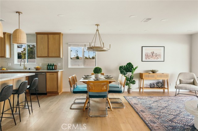 16502 Potter Circle, Huntington Beach CA: https://media.crmls.org/medias/d63443be-141a-471d-b718-c083c0fe41c6.jpg