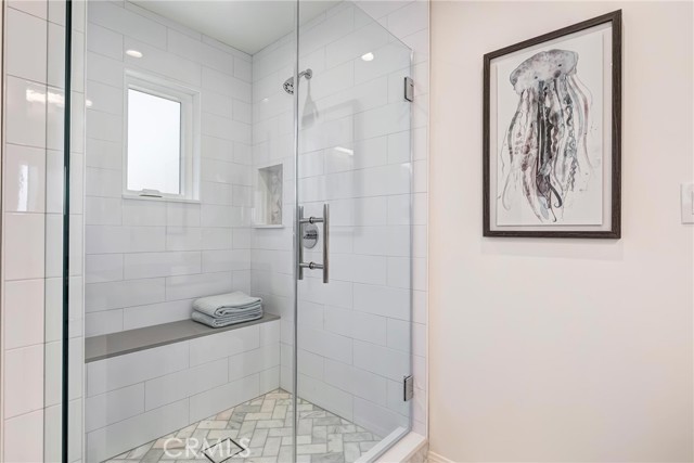 2014 Gates Avenue, Redondo Beach, California 90278, 4 Bedrooms Bedrooms, ,1 BathroomBathrooms,Residential,Sold,Gates,SB22196179