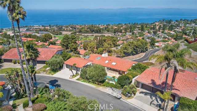1409 Via Davalos, Palos Verdes Estates, California 90274, 6 Bedrooms Bedrooms, ,3 BathroomsBathrooms,Residential,For Sale,Via Davalos,SB25215084
