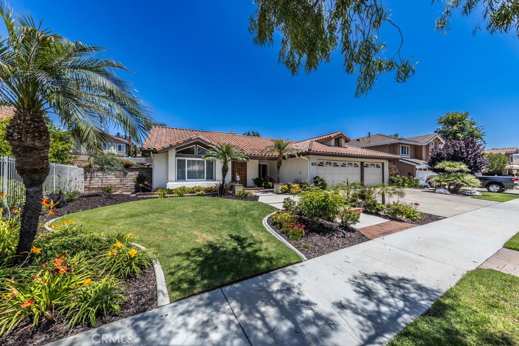 6421 E Yosemite Avenue, Orange, CA 92867