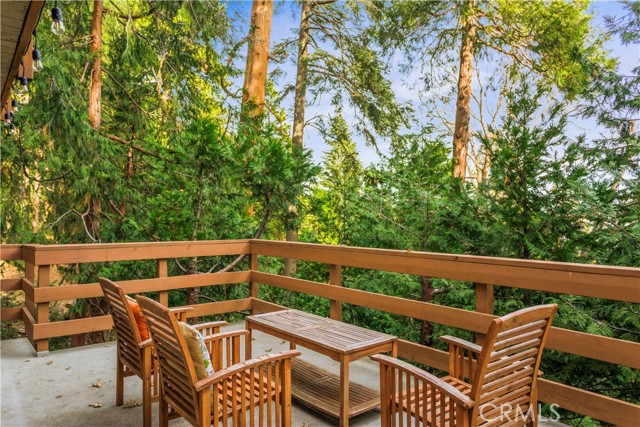 Detail Gallery Image 39 of 44 For 579 E Victoria Ct, Lake Arrowhead,  CA 92352 - 3 Beds | 2 Baths