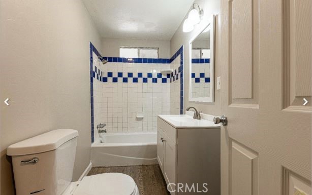 https://media.crmls.org/medias/d6367664-3444-4497-9be0-ea5b36e712dd.jpg?preset=X-Large