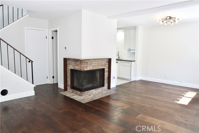 2413 Chandler Avenue, 2 photo 2