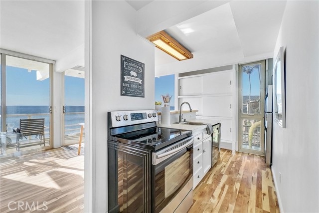 Detail Gallery Image 19 of 34 For 955 Gaviota Dr #C,  Laguna Beach,  CA 92651 - 3 Beds | 1 Baths