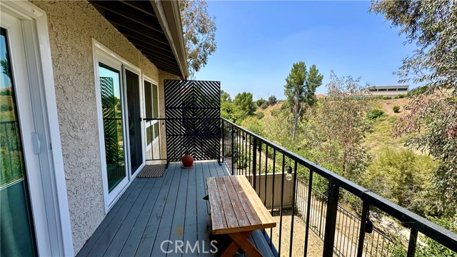 Detail Gallery Image 26 of 38 For 11467 Tampa Ave #154,  Porter Ranch,  CA 91326 - 3 Beds | 3 Baths