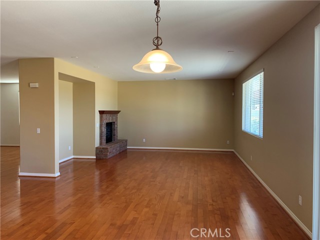 33782 Channel Street, Temecula CA: https://media.crmls.org/medias/d637eb66-e40c-4cf6-bb76-c360cdf2e365.jpg