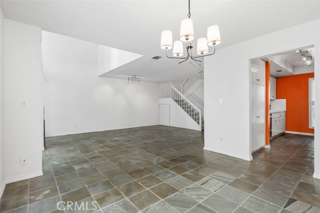 Detail Gallery Image 8 of 33 For 10056 Melinda Way #3,  Northridge,  CA 91325 - 2 Beds | 2/1 Baths