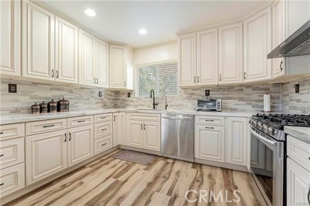 Detail Gallery Image 12 of 30 For 7922 Ducor Ave, West Hills,  CA 91304 - 3 Beds | 3 Baths