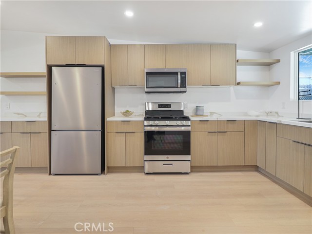 13918 Flallon Avenue, Norwalk CA: https://media.crmls.org/medias/d638a0eb-6e67-47ee-8022-8f52964d35b4.jpg