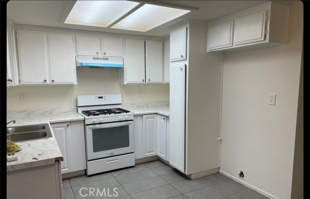 324 E Avenue Q7, Palmdale CA: https://media.crmls.org/medias/d638bbcd-7b6e-4acd-accc-8dffb93e2629.jpg