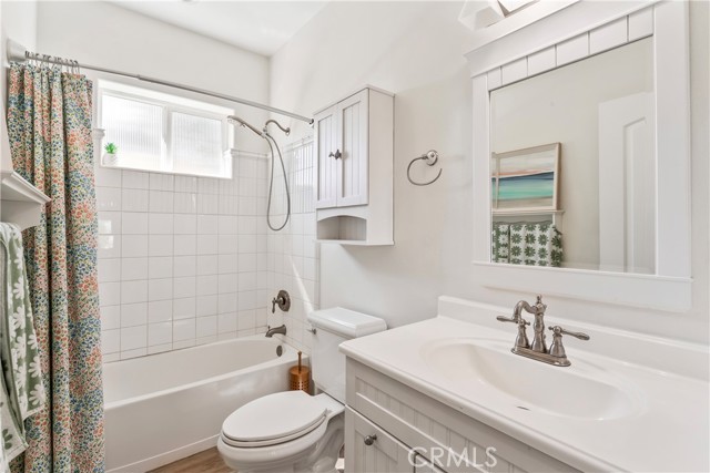 22941 Gold Rush Place, Canyon Lake CA: https://media.crmls.org/medias/d639277f-d918-400c-9e03-68c2fc4f4bc1.jpg