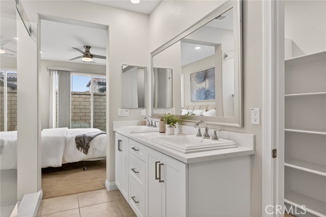 Detail Gallery Image 16 of 36 For 20506 Galloway Dr, Saugus,  CA 91350 - 3 Beds | 3 Baths