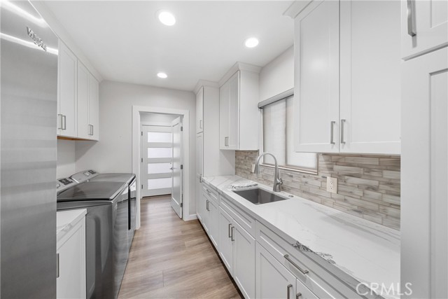 1031 E Andrews Drive, Long Beach CA: https://media.crmls.org/medias/d639c5fe-983c-4d10-95c5-c55aa6e6aa63.jpg