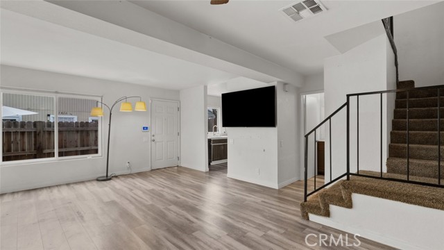 Detail Gallery Image 7 of 22 For 3434 Highwood Ct #185,  Simi Valley,  CA 93063 - 2 Beds | 1/1 Baths