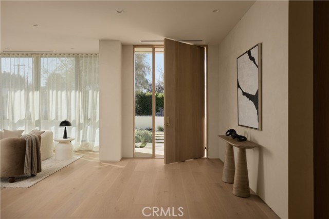 Detail Gallery Image 4 of 46 For 5004 Enfield, Encino,  CA 91316 - 5 Beds | 6 Baths