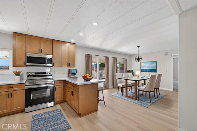 Detail Gallery Image 6 of 37 For 25139 W Posey, Hemet,  CA 92544 - 2 Beds | 2 Baths