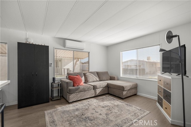 Detail Gallery Image 3 of 26 For 27150 Shadel Rd, Menifee,  CA 92586 - 2 Beds | 2 Baths