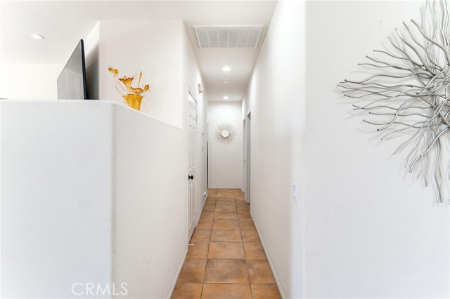 67760 Rio Vista Drive, Cathedral City CA: https://media.crmls.org/medias/d63c03b8-e358-48d8-bc20-c92c83145fc4.jpg