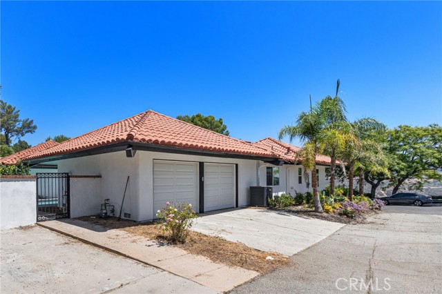 Detail Gallery Image 51 of 52 For 2199 Summitridge Dr, Beverly Hills,  CA 90210 - 4 Beds | 3 Baths