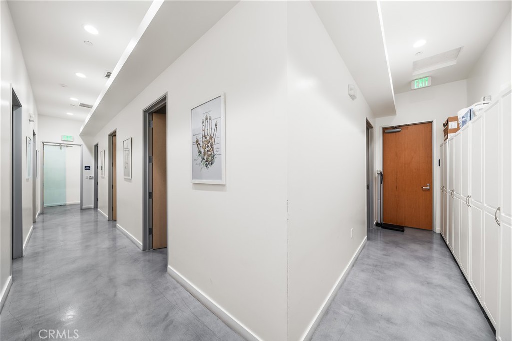 MLS #OC25143028 img 15